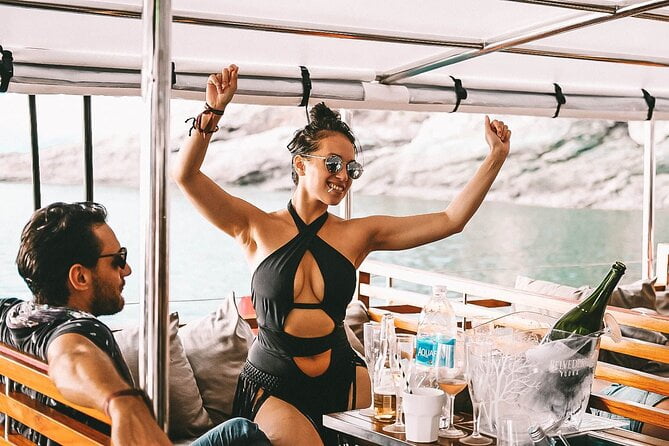 Setting Sail for Fun: Top Party Boat Destinations Around the World